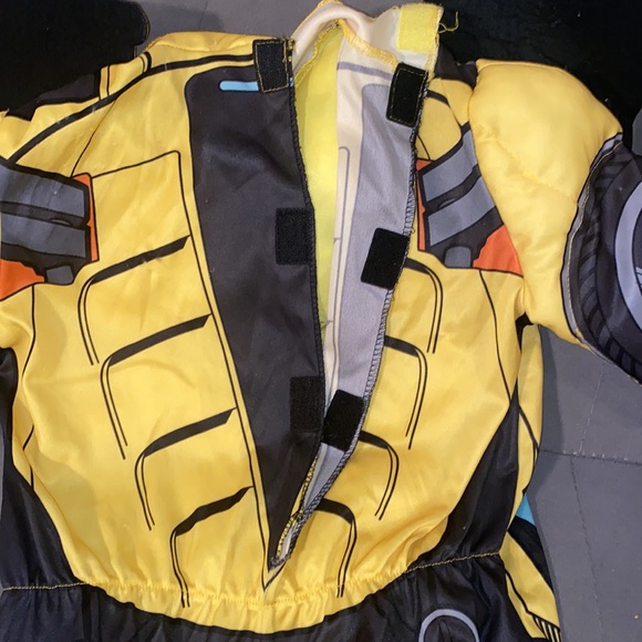 Transformer costume - Picture 3 of 7